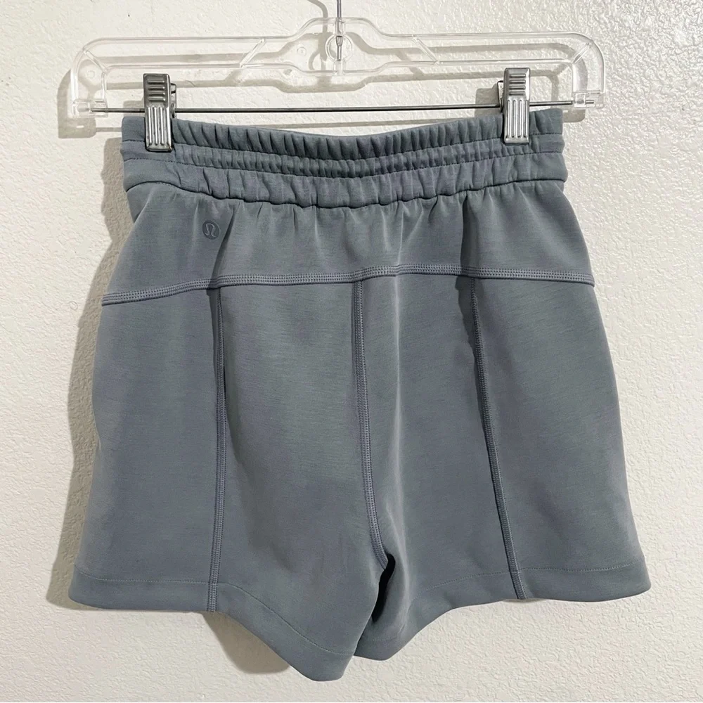 Lululemon Softstreme High-Rise Short 4” in Belgian Blue‎